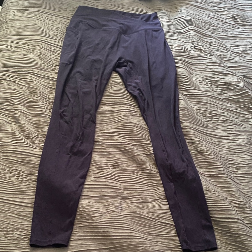 Halara Navy and black High-Waisted Leggings(2 in total)